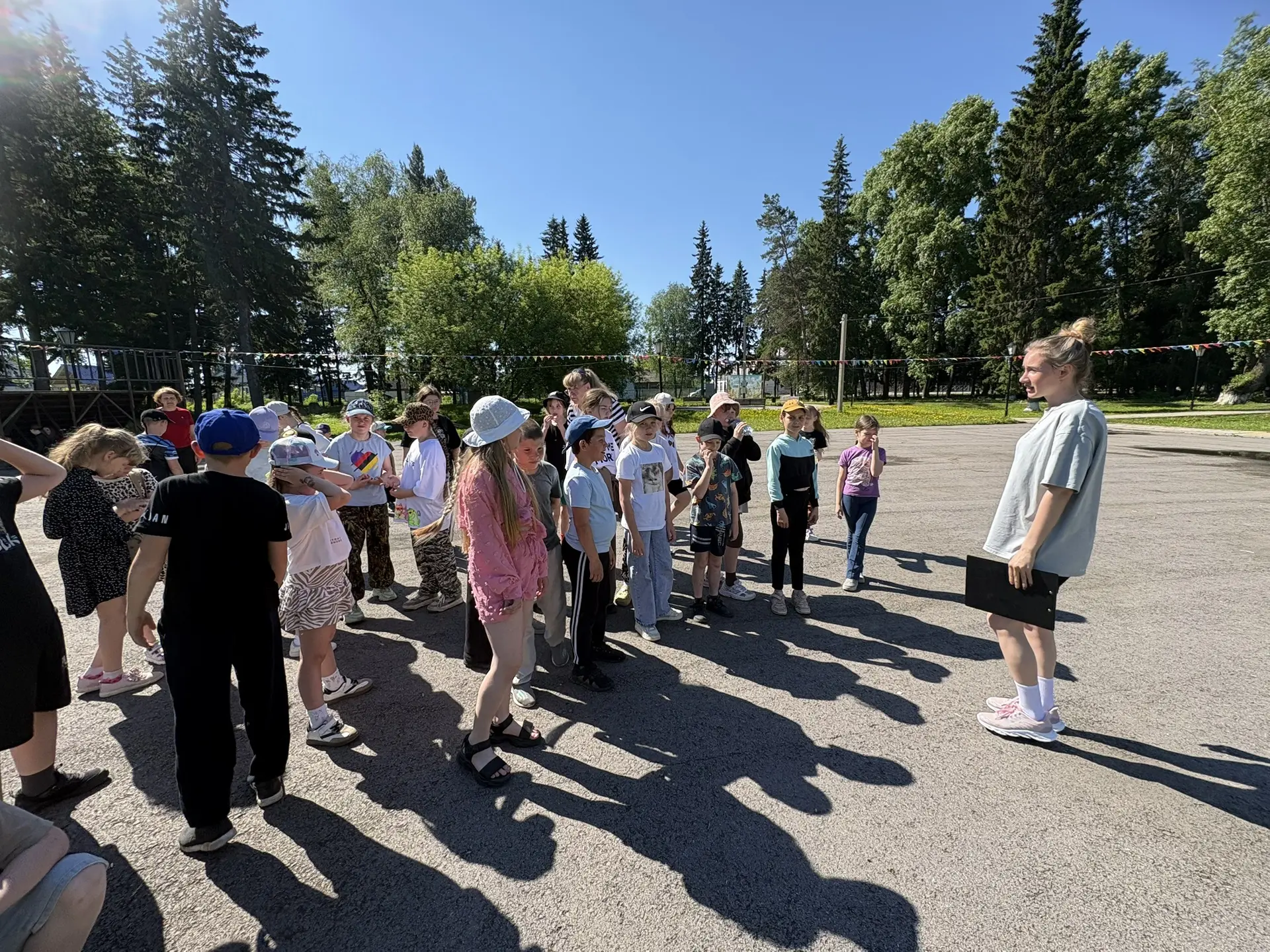 3 июня Детская библиотека начала работу с лагерем дневного пребывания☀️