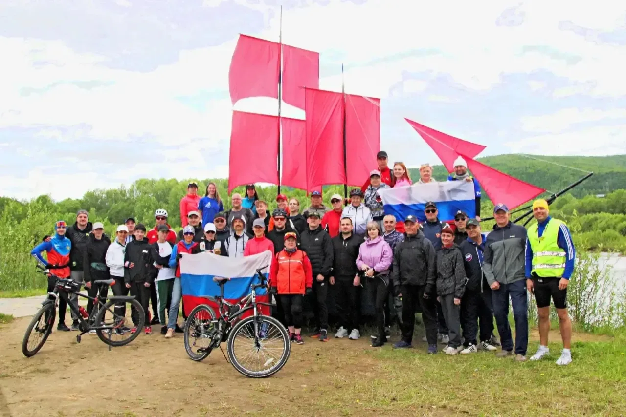 🚴‍♀️ 🇷🇺 В День России в Тынде прошел велопробег

12 июня, в День России, в Тынде прошло по-настоя