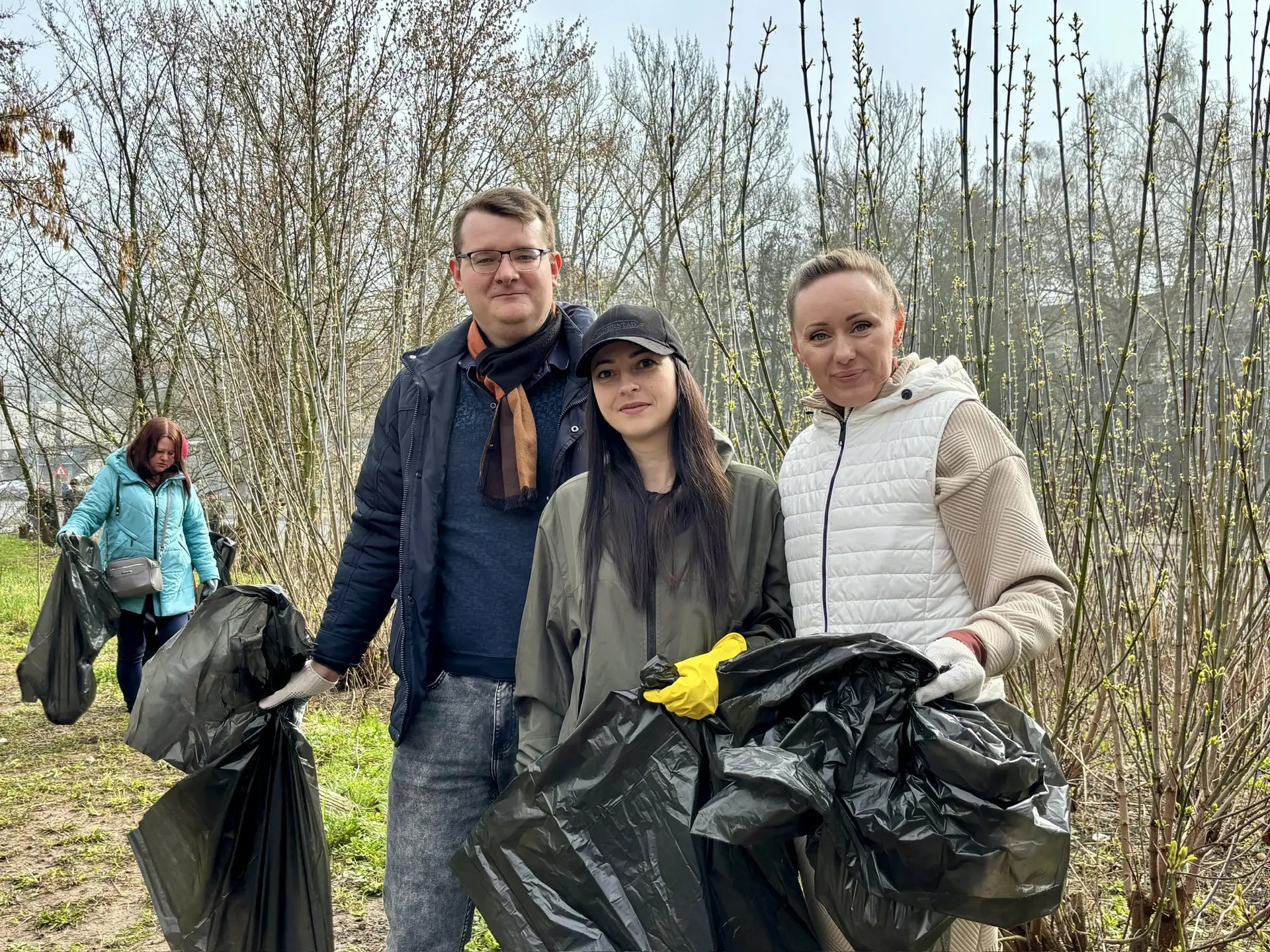 🗓 #ПрямоСейчас в рамках месячника по благоустройству региона сотрудники Министерства социального обе