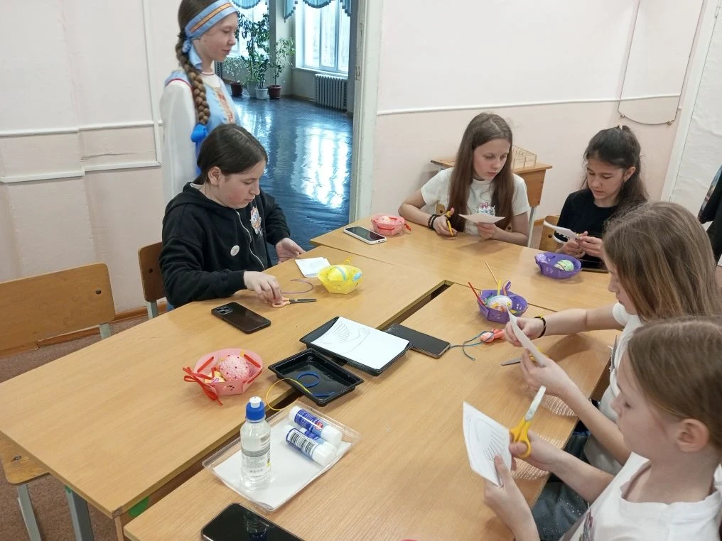 Каникулы, полные света и радости! В нашей школе снова царит атмосфера настоящего праздника — «Фестив