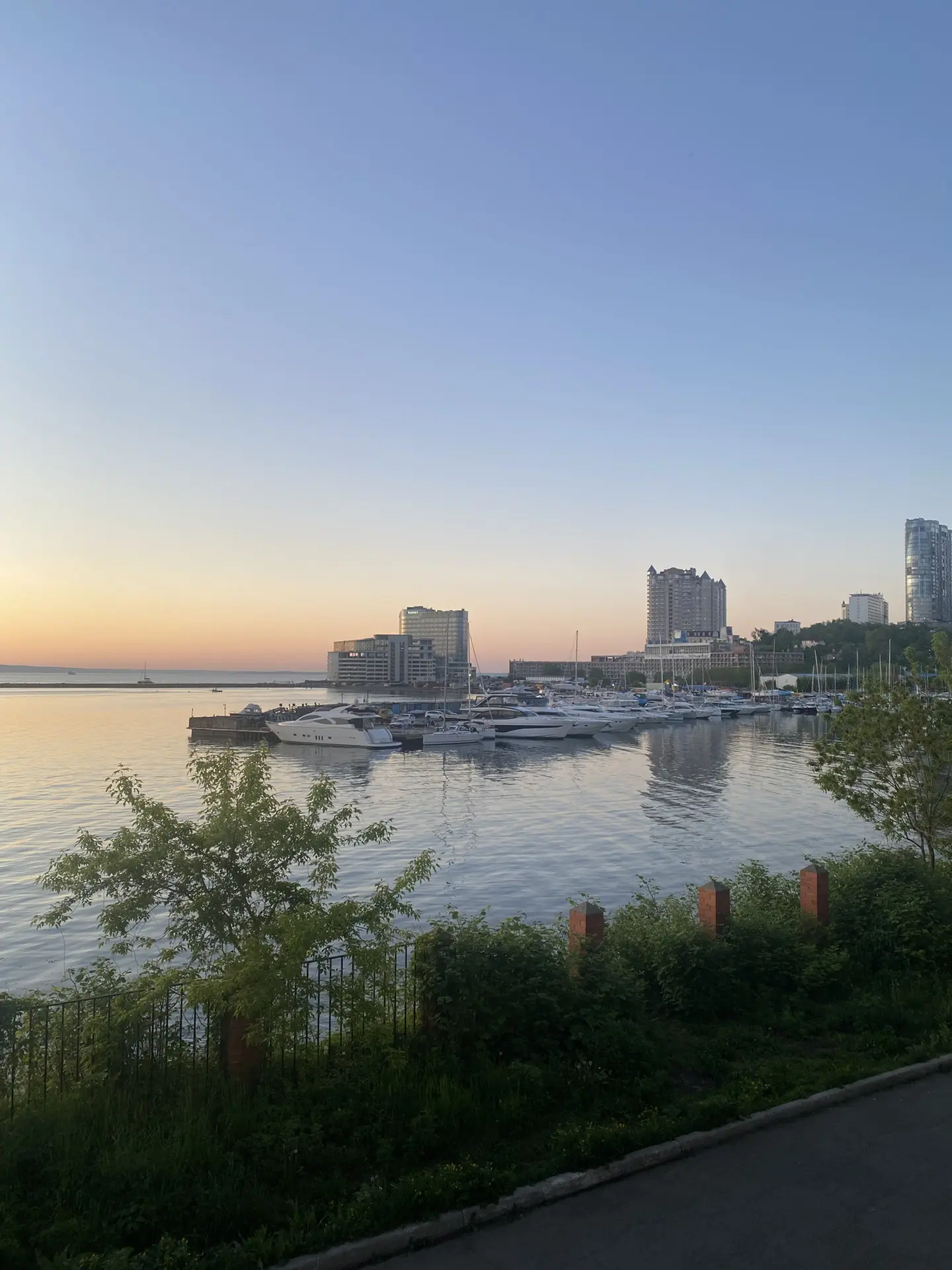 Фотосессия семейная и бонусом любуемся морем и красивым закатом 😍