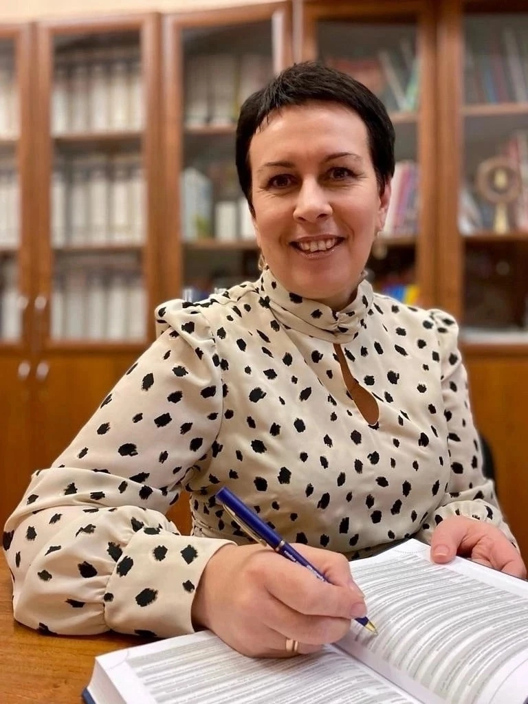 В преддверии Дня учителя продолжаем знакомить вас с педагогами Кронштадта, чей професси...