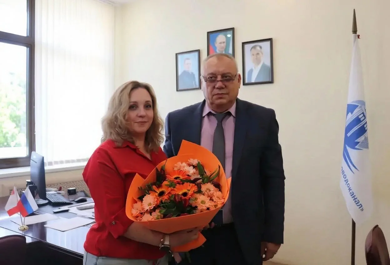 МУП ЖКХ «Вологдагорводоканал» поздравляет начальника Отдела по работе с дебиторской зад...