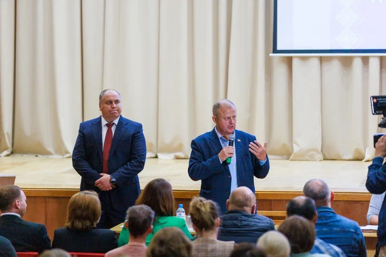 📍 4 сентября в Валдайском округе прошла встреча в рамках губернаторского проекта «Соци...
