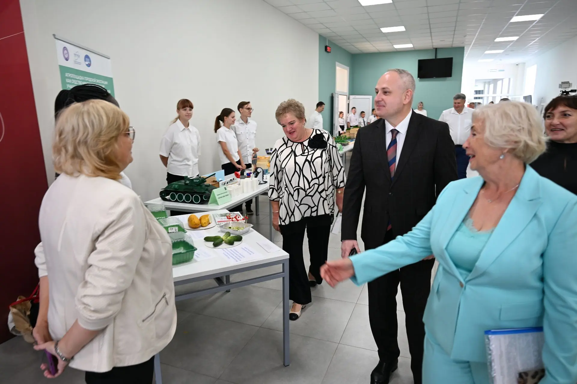 ✅ Максим Косенков определил ориентиры развития образования Тамбова на августовской педк...
