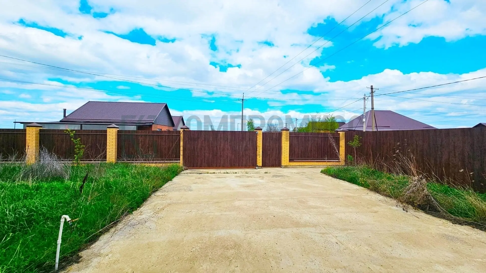 🏠 ID 117609732 Адрес: Краснодарский край, Абинский р-н, ст-ца Холмская  📍 Новый дом с современной пл
