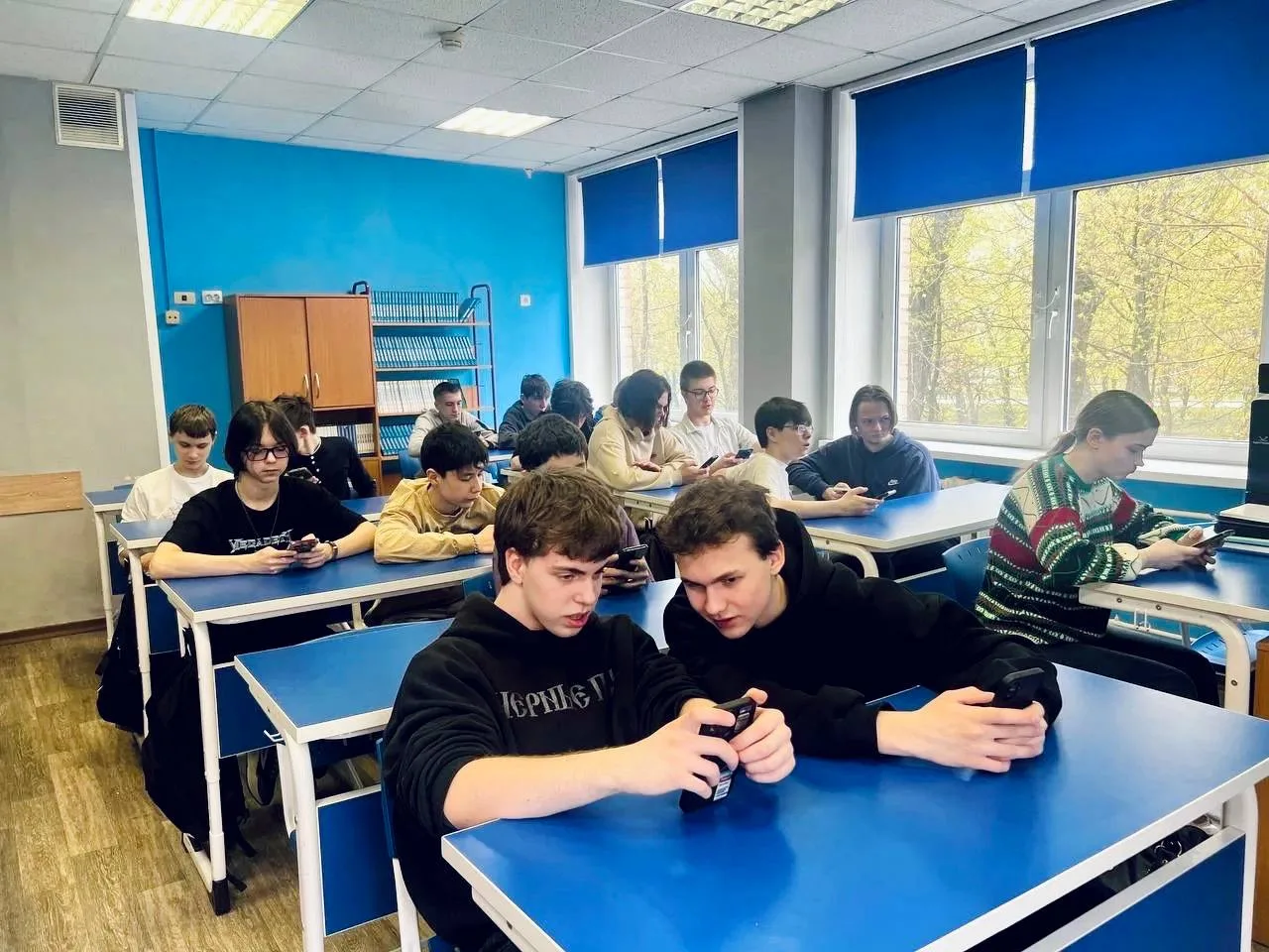 А #СтудентыПК8 ещё и #ДиктантПобеды успели написать ✍️  А ты что успел за эту среду?  Ребята провери
