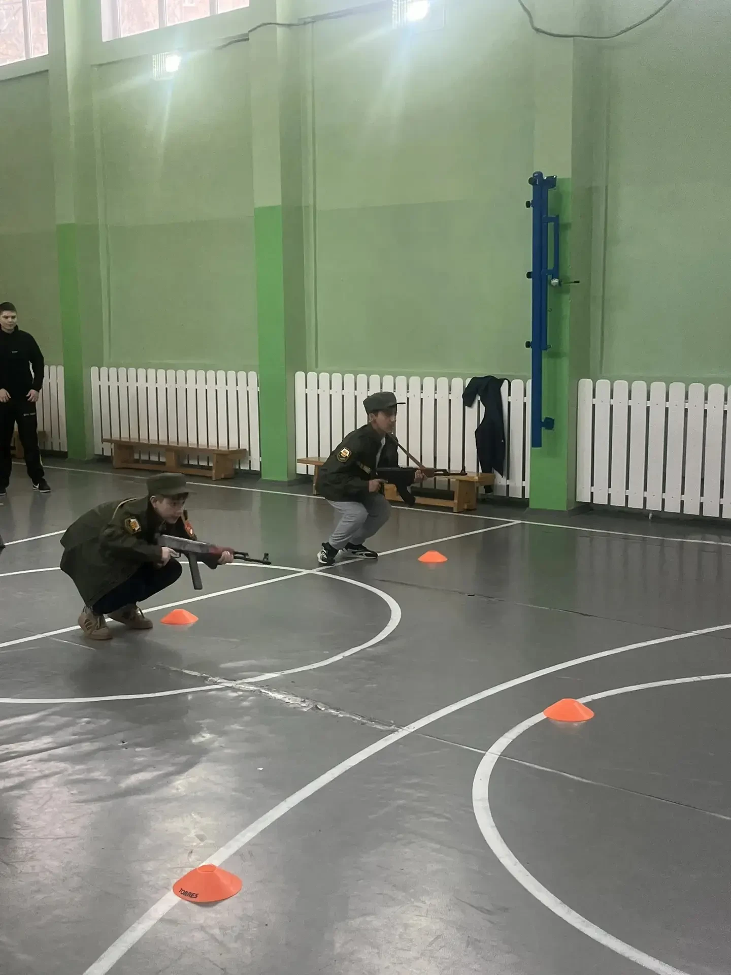 А НУ-КА, ПАРНИ!💪🏻🏅🏋️  Сегодня, в преддверии Дня защитника Отечества в нашей школе прошёл традиционны