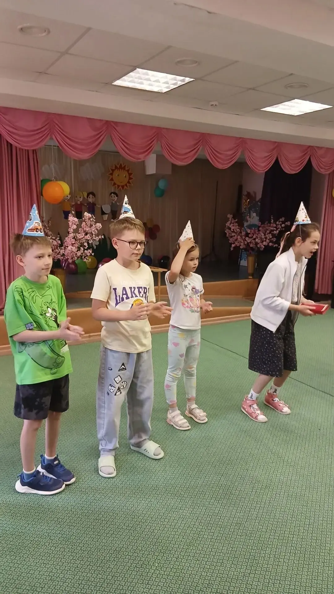 🎉 Сегодня у нас прошёл «День летнего именинника»! ☀️🎂

Мы создали атмосферу праздника: веселились,