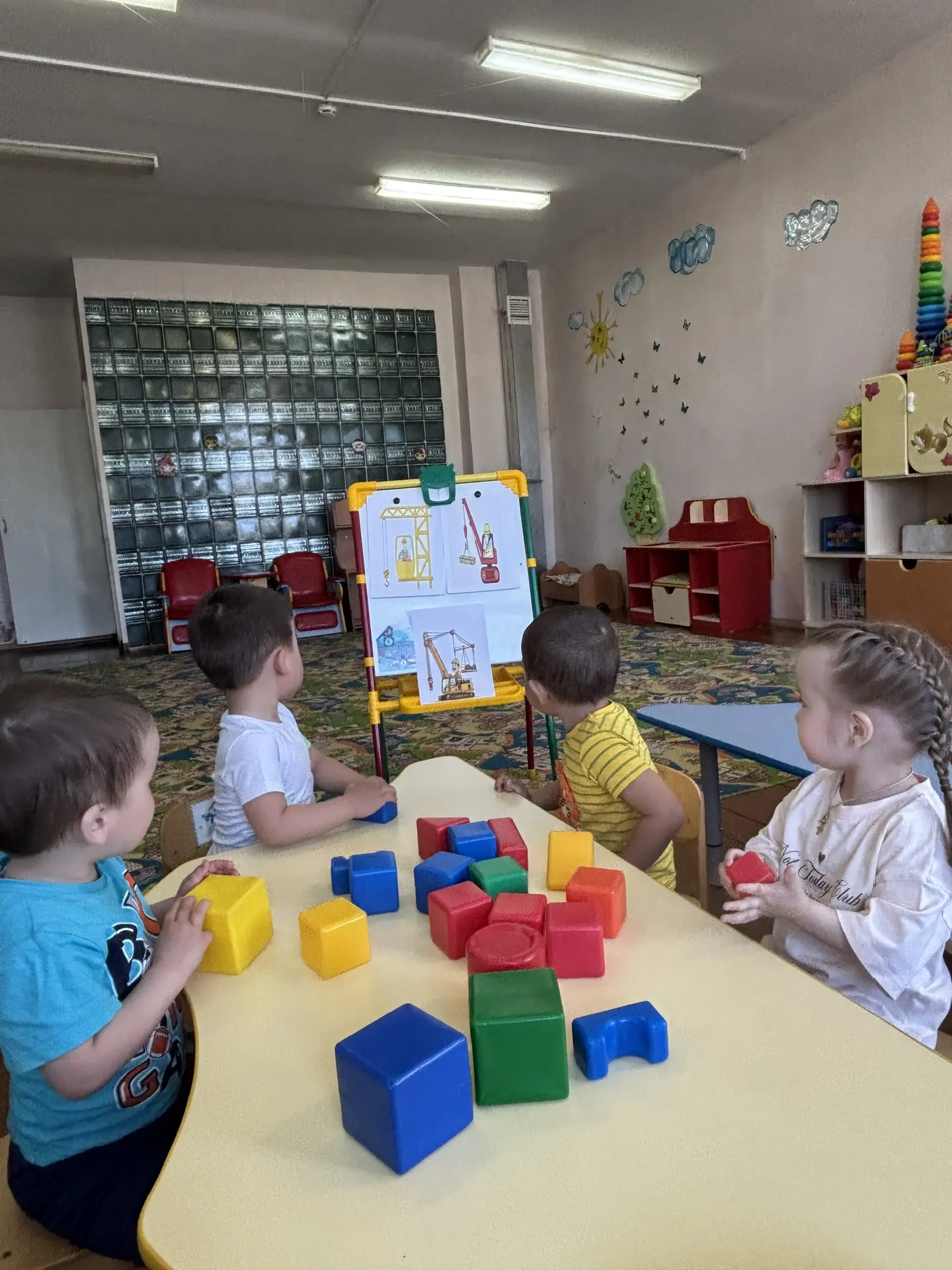 ✨ 04.06.26 прошел День крановщика в первой младшей! ✨