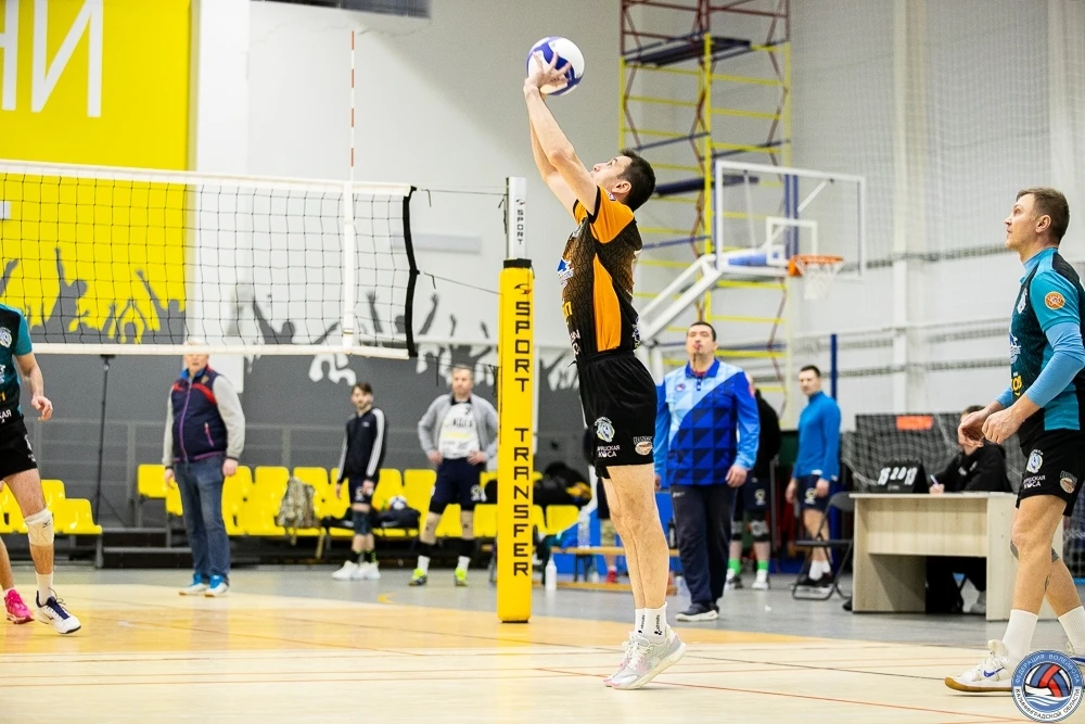 🏐 10 января в СЦ "Атлант" стартовал чемпионата области по волейболу! 🔥