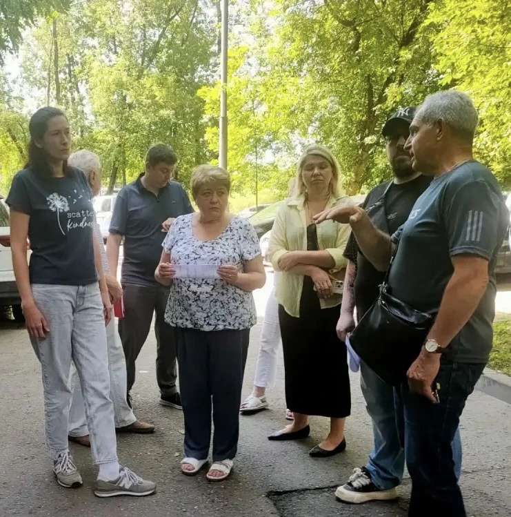 📍ОБХОД ТЕРРИТОРИИ
Сегодня исполняющий обязанности главы управы района Нагатинский затон Наталия Нач