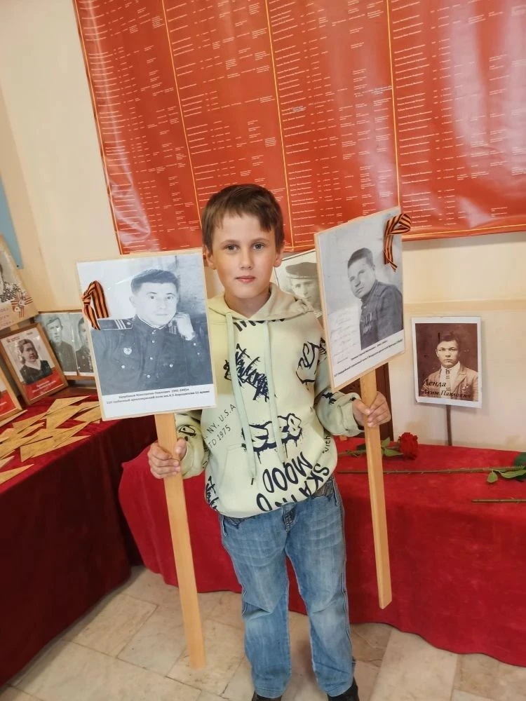Всё дальше уходит от нас дата 9 мая 1945 года. Наше поколение не проникнуто тем времене...
