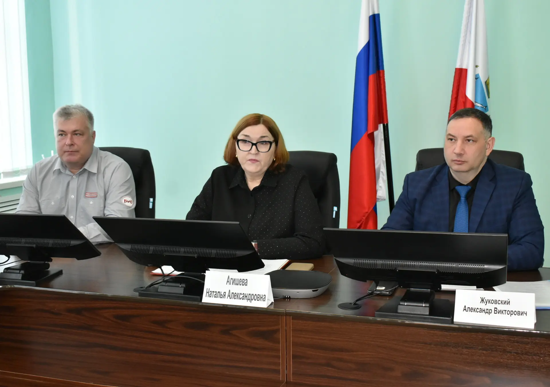 Сегодня состоялось очередное заседание Собрания депутатов Ртищевского муниципального ра...