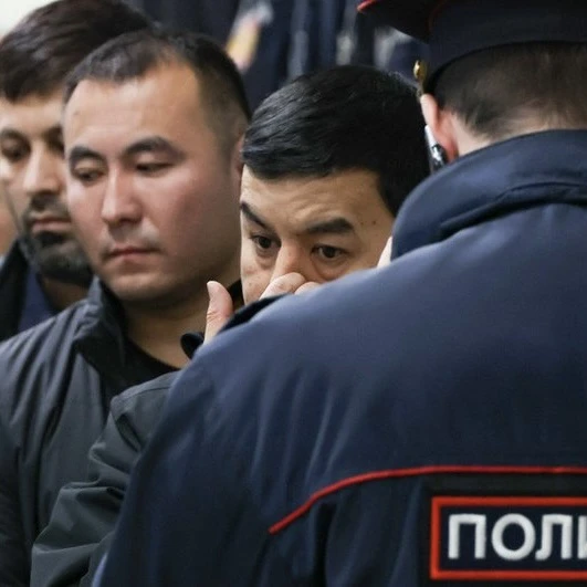 Количество выдворенных иностранцев выросло в России 🧳