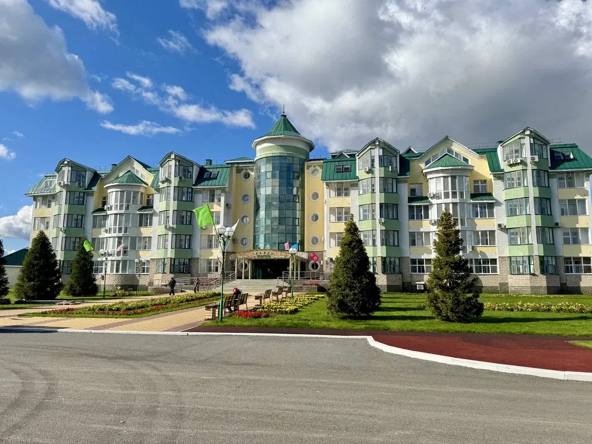 ☀️ Раз в год — даже если ничего не болит.

Представьте автомобиль: вы же не ждёте, пока застучит дви