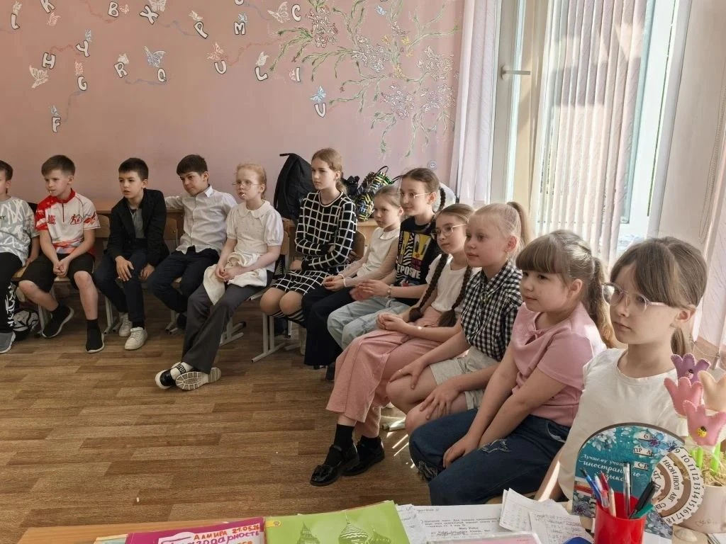 🎉 Учебный год в 3 «Г» завершился ярко — с мастер‑классом по физике! 🎉    Вчера наш 3 «Г» класс поста