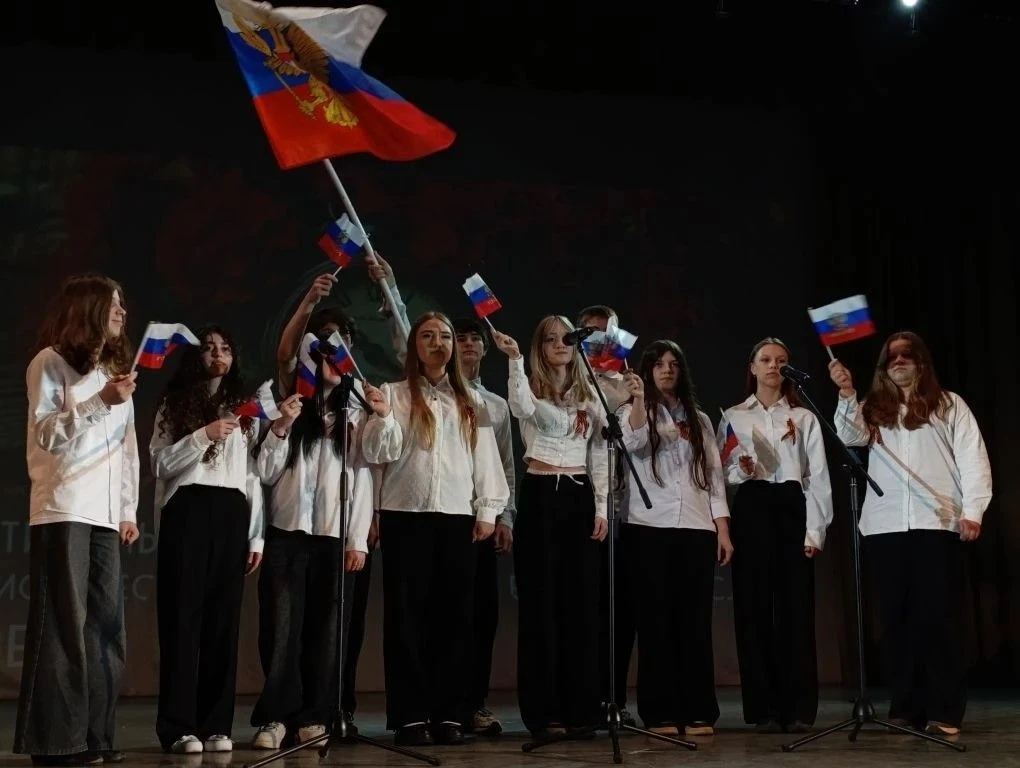 6 мая в ДК "Современник" с поистине трепетной атмосферой прошёл ежегодный фестиваль-конкурс патриоти