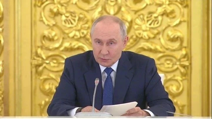 Владимир Путин заявил о дополнительной поддержке регионов.