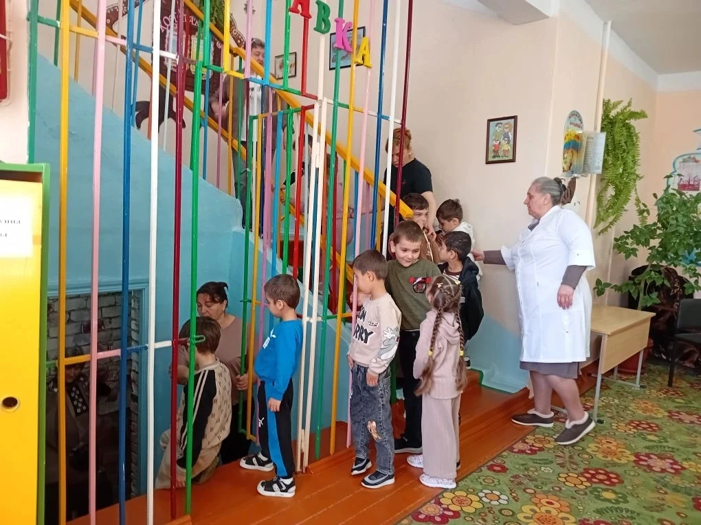 В детском саду прошли учения по антитеррористической безопасности.
