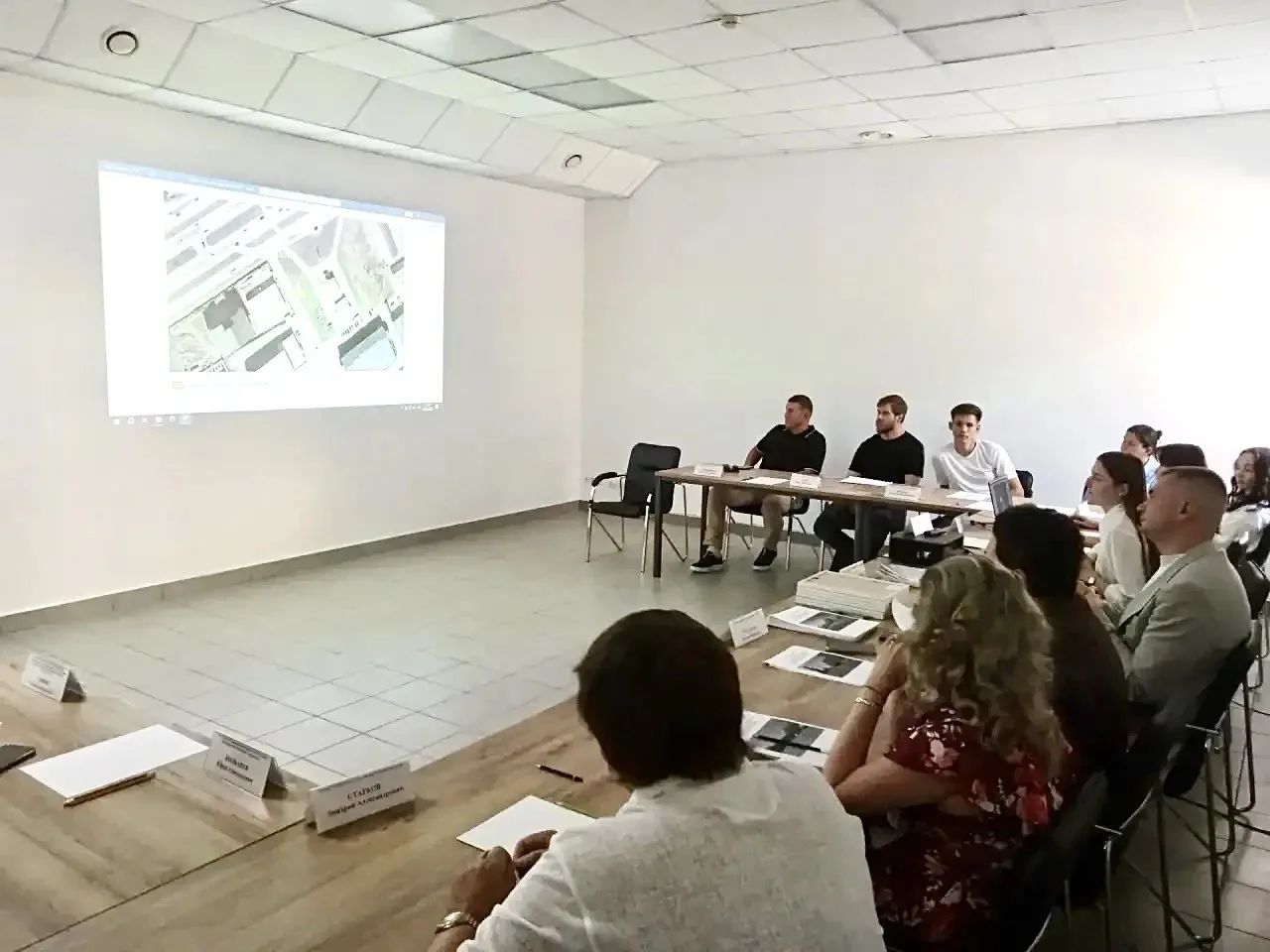 🗓️ 7 августа 2026 года в Оренбурге прошло заседание комиссии по размещению нестационар...