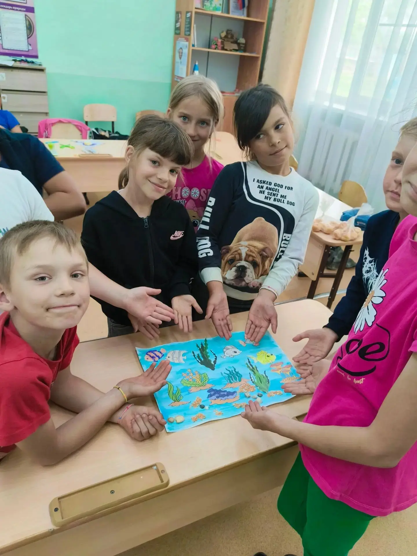 🖐️СКАЗКА В ЛАДОШКАХ🖐️

В рамках реализации программы "Сказка в ладошках" прошло увлекательное заня