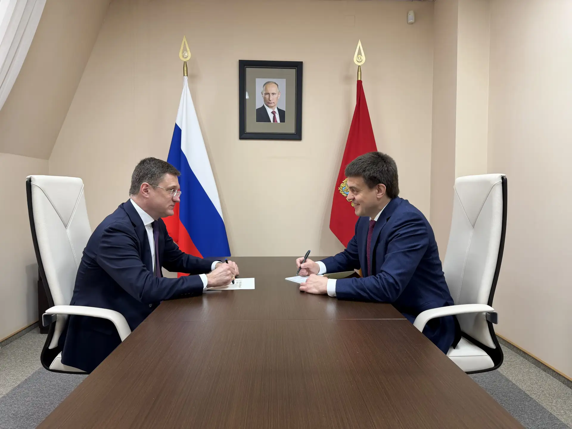 Александр Новак провел заседание оргкомитета по подготовке к 400-летию Красноярска  Вице-премьер отм