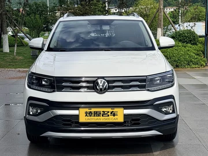 🇨🇳 АВТО ИЗ КИТАЯ

🦘 VW T-Cross

Год выпуска: 2021
Двигатель: 1.4L
Мощность: 150 л.с
Привод: перед