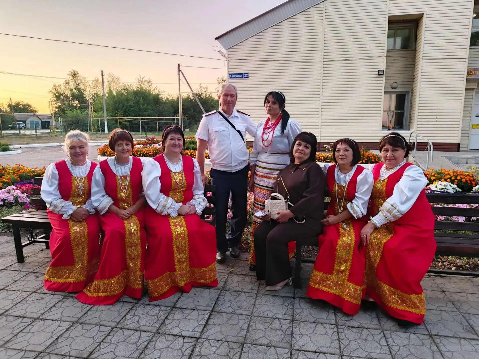 Сегодня  мы побывали в гостях  в х.Алексиковский на день поселения.