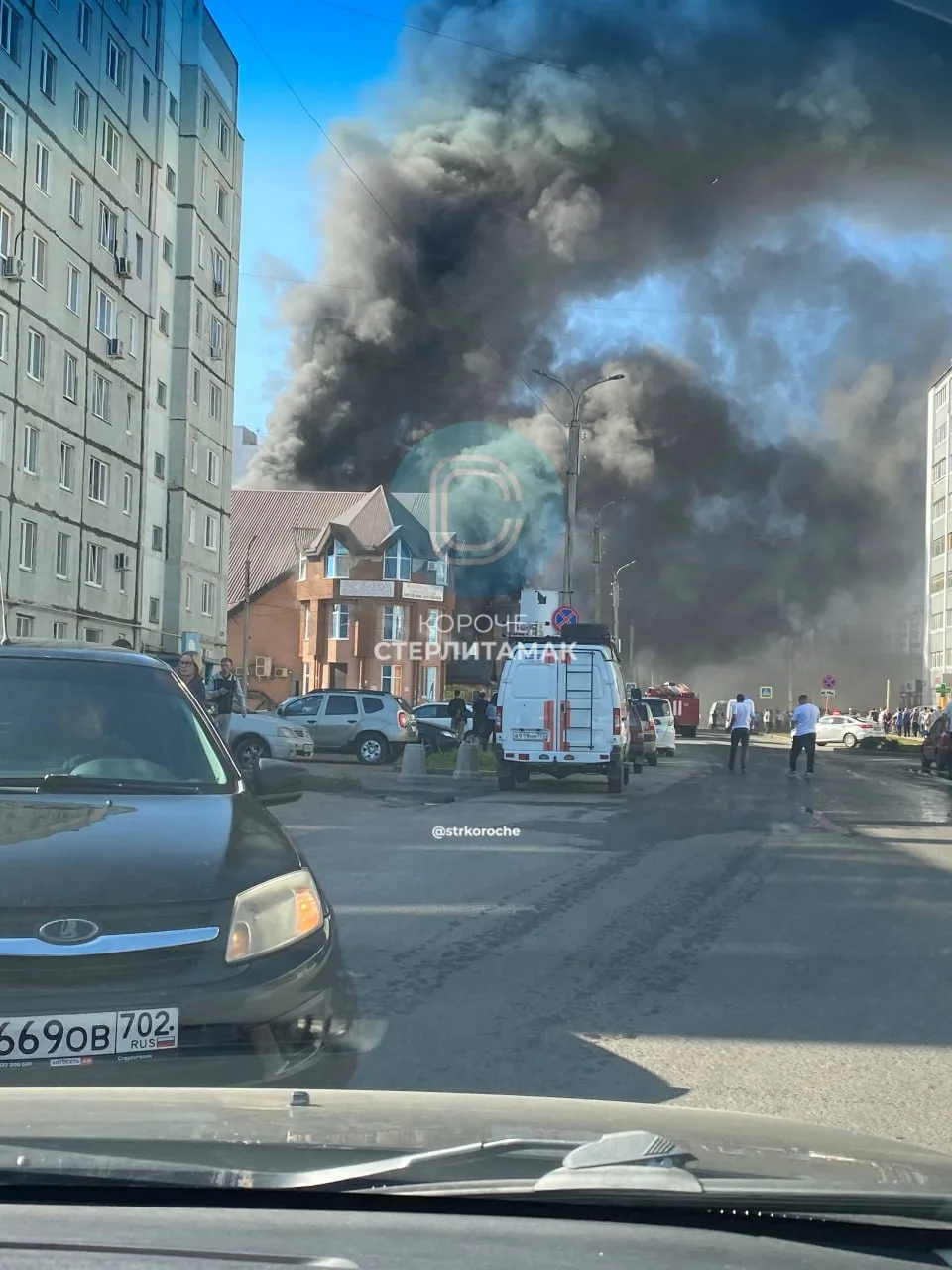 Горит ТЦ «Солнечный».