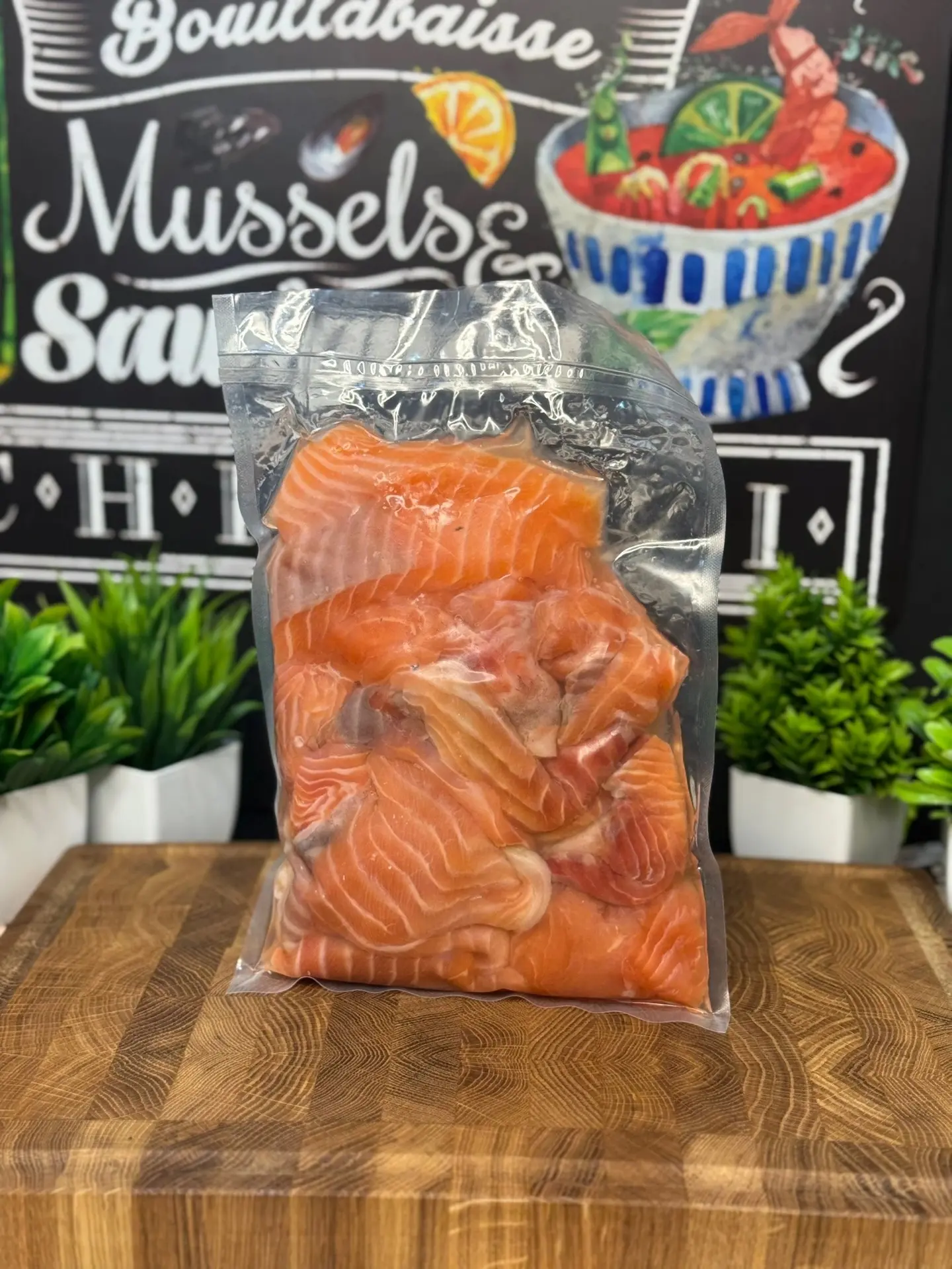 📍 Каждое воскресенье приезжаю с морепродуктами и рыбой в Строитель. Останавливаюсь у м...