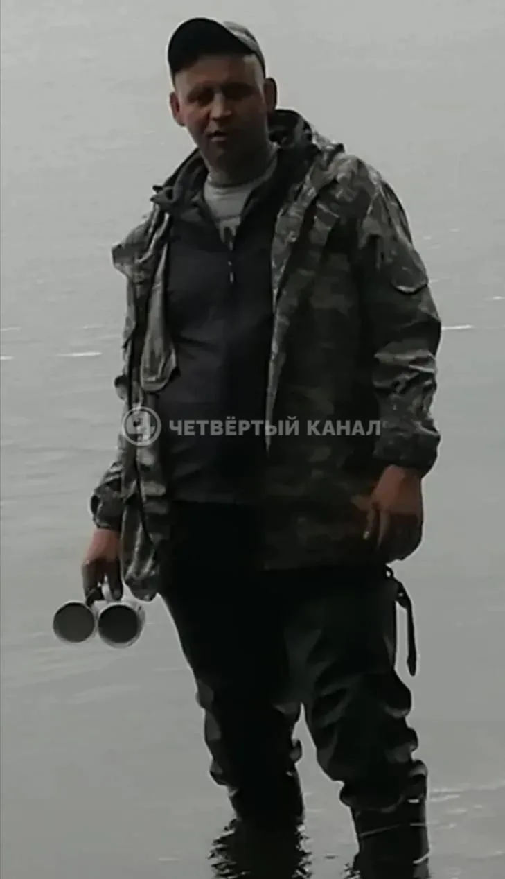 «Весла с лодки просто так не сорвёшь»: 4 канал пообщался с другом пропавшего на Шитовск...