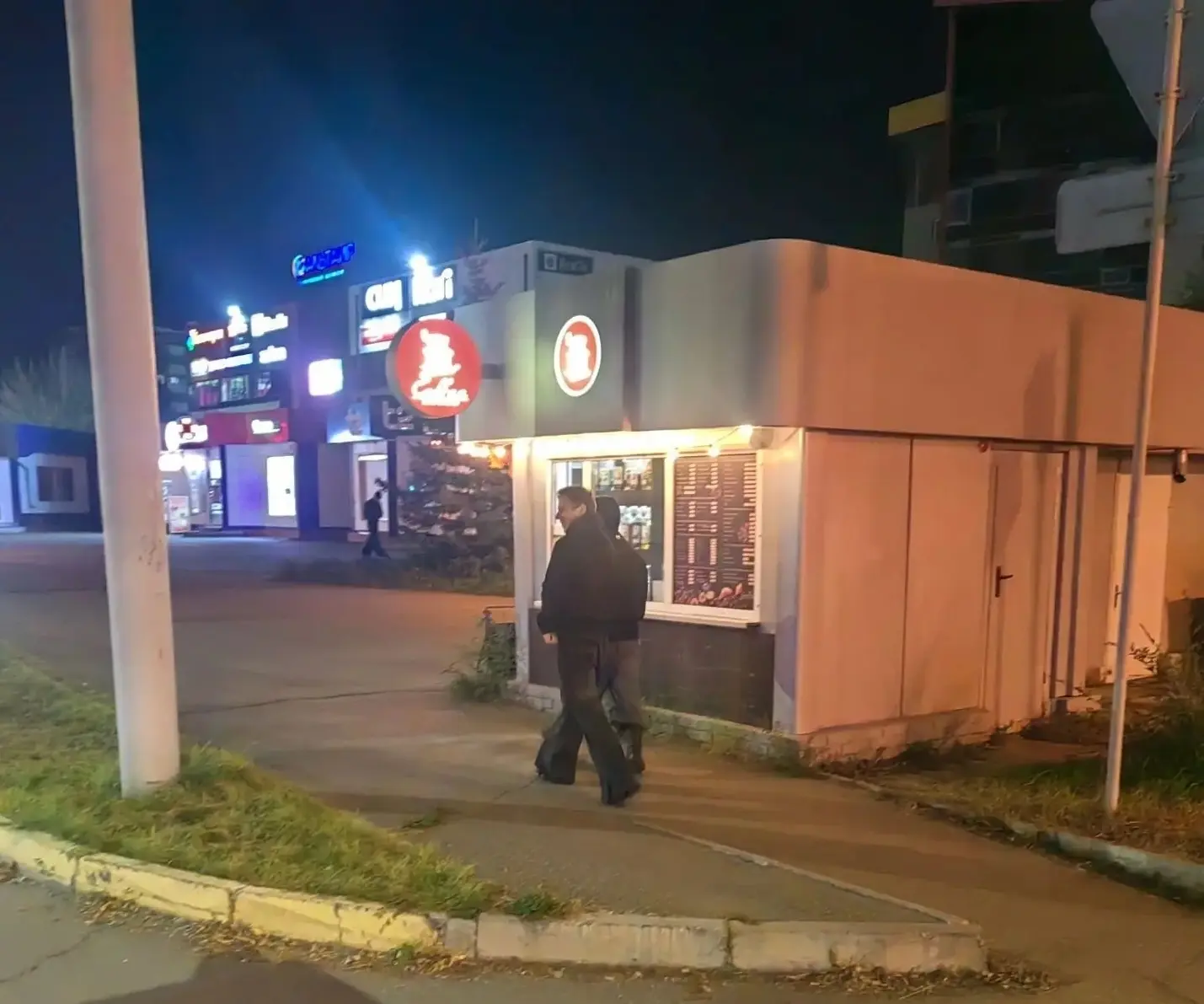 Зацепинг на троллейбусах: опасные развлечения подростков