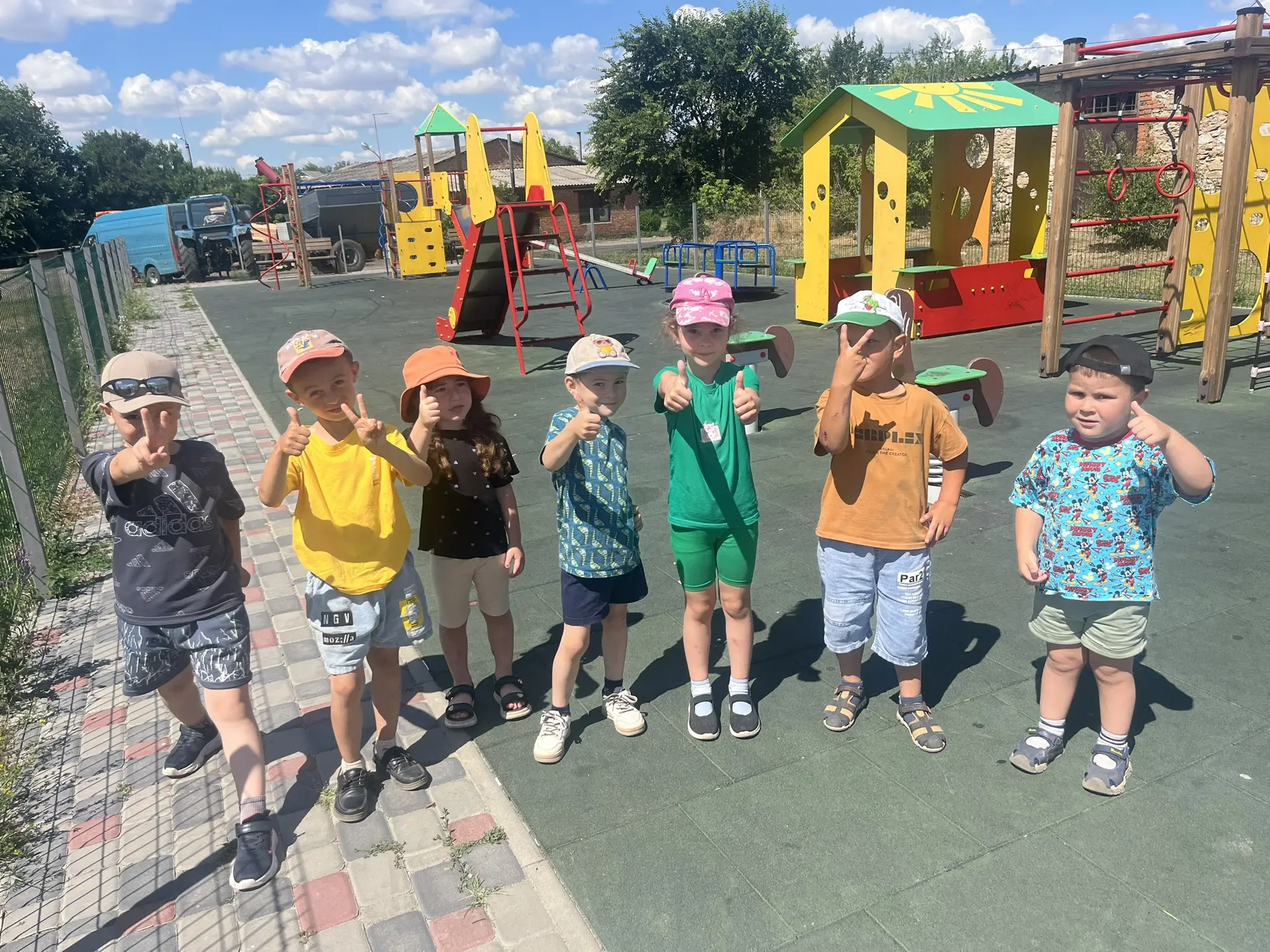 Последний день в саду перед каникулами прошел очень весело.