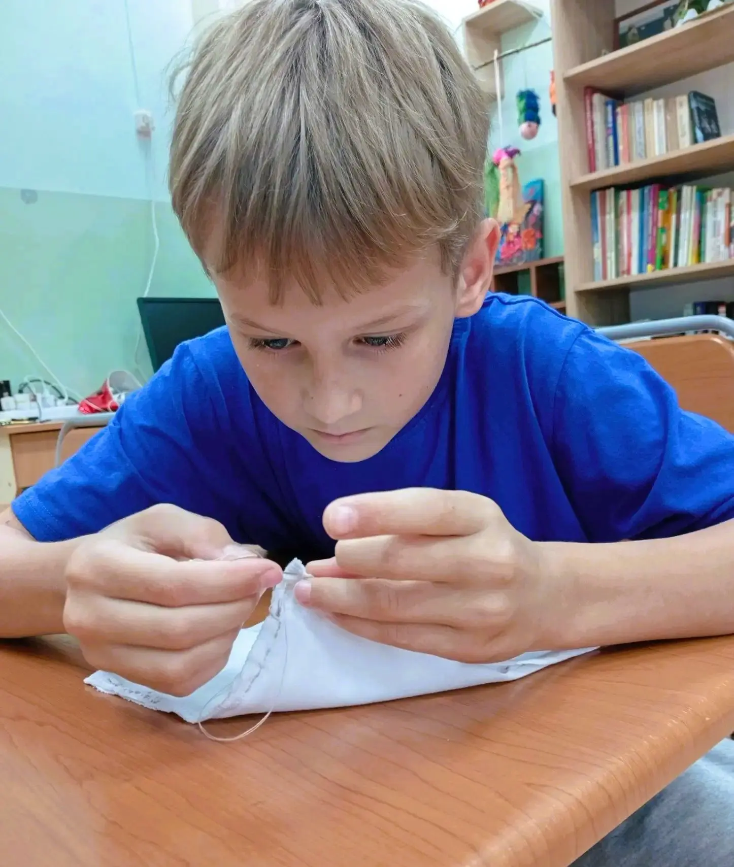 ✂️🧷Важным направлением в социальной реабилитации является формирование навыков бытовог...