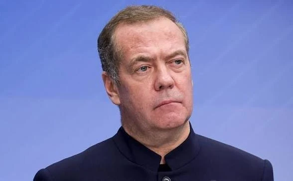 ▶️Медведев назвал слухи о возможной мобилизации в России враньем врага.

Он отметил, что порядка 200