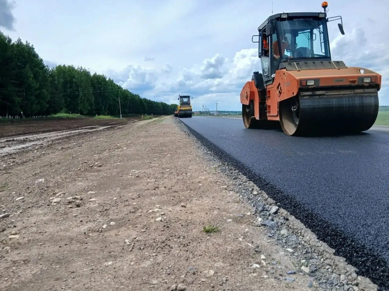 Полным ходом ведется ремонт участка км 8+750 – км 11+500 автомобильной дороги «Арск –Си...