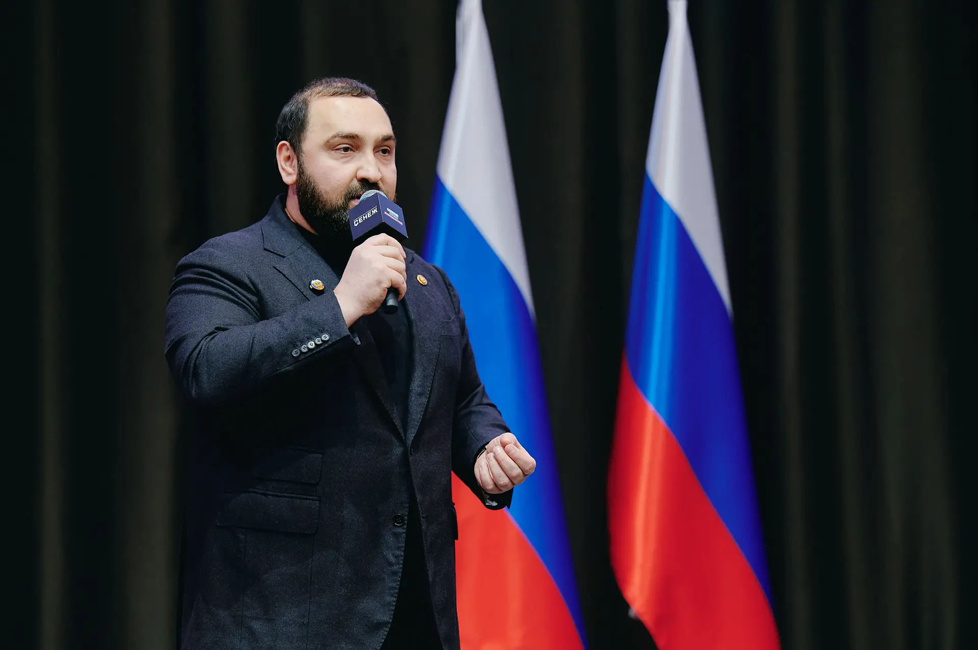 Депутат Хамзаев выделил участникам программы «Поколение чести» две квоты на должность помощника  В М