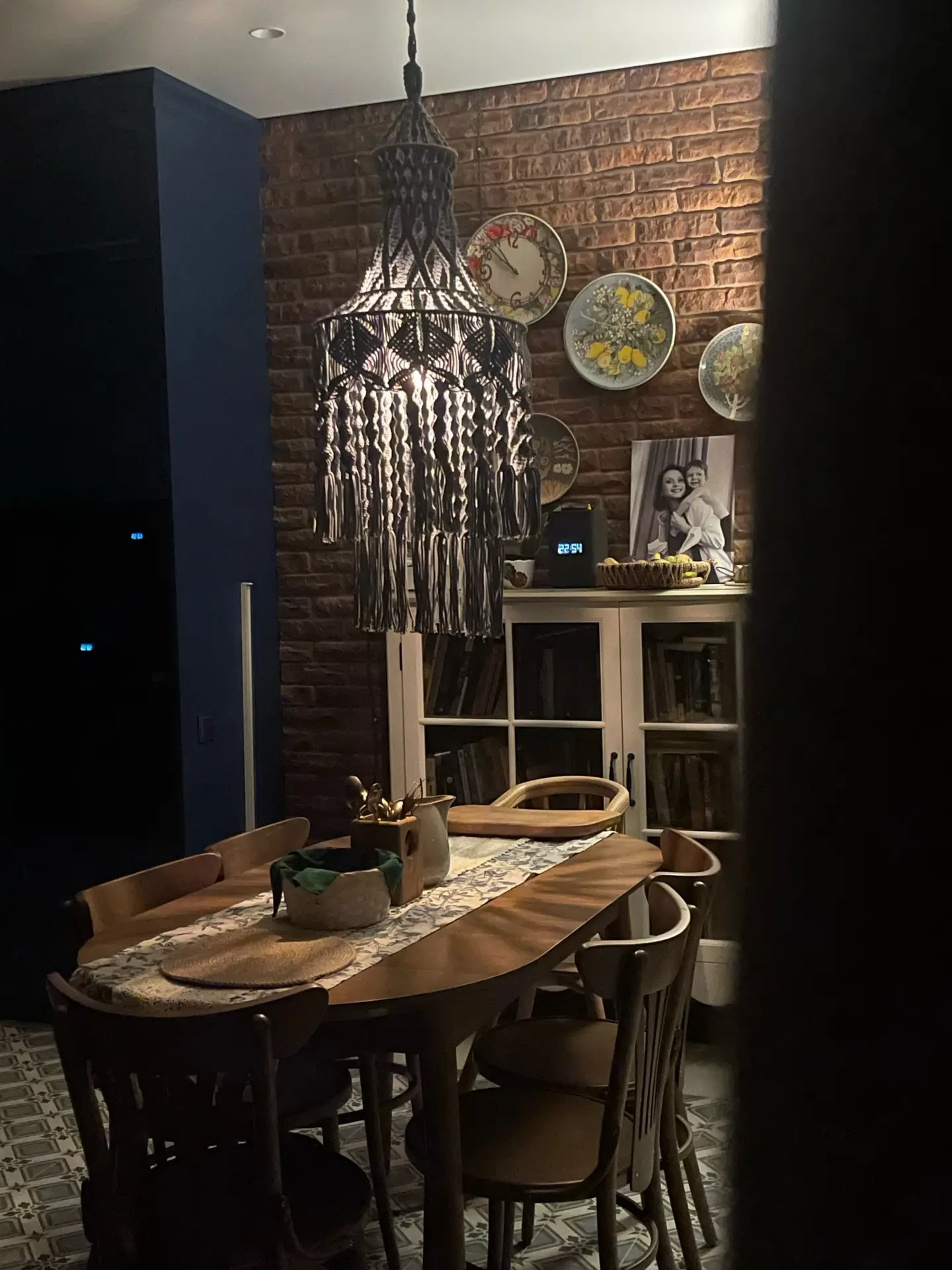 Ищете обеденную зону, которая впишется в любой интерьер? 🪑✨