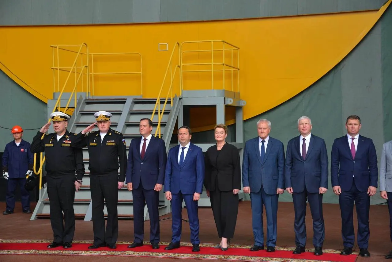 ❗️На "Севмаше" заложили атомную подлодку "Мурманск" проекта "Ясень-М"
 
На заводе "Севмаш" в Северод