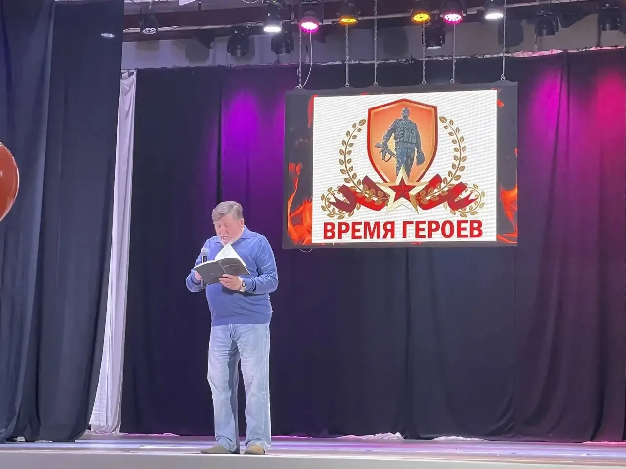 В минувший вторник ученики 5-Э класса посетили Дом офицеров Балтийского флота, где проходил фестивал