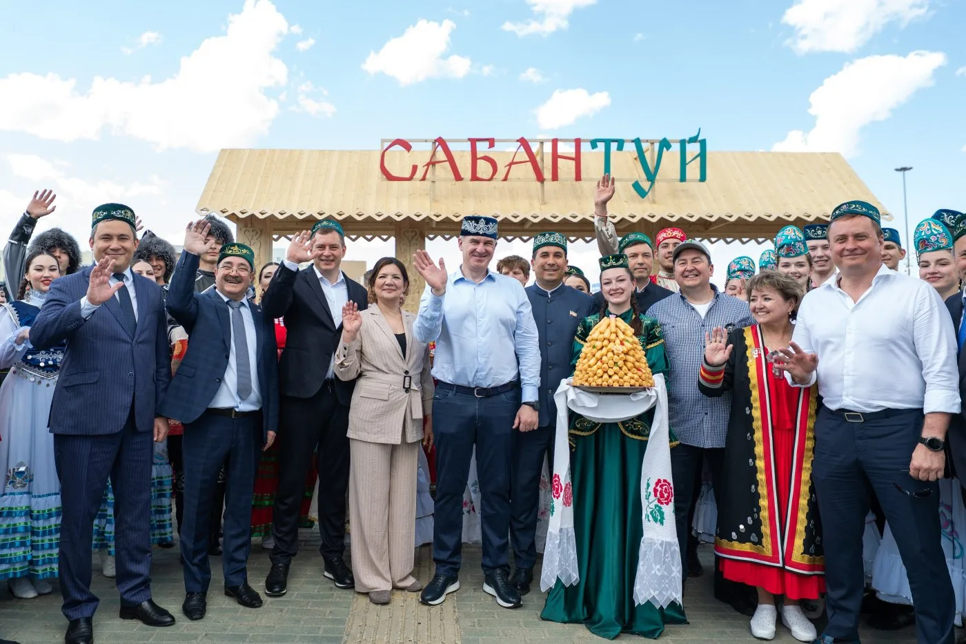 🎉 Фаниль Аглиуллин принял участие в III Международном Иртышском Сабантуе в Сургуте

В Сургуте состо