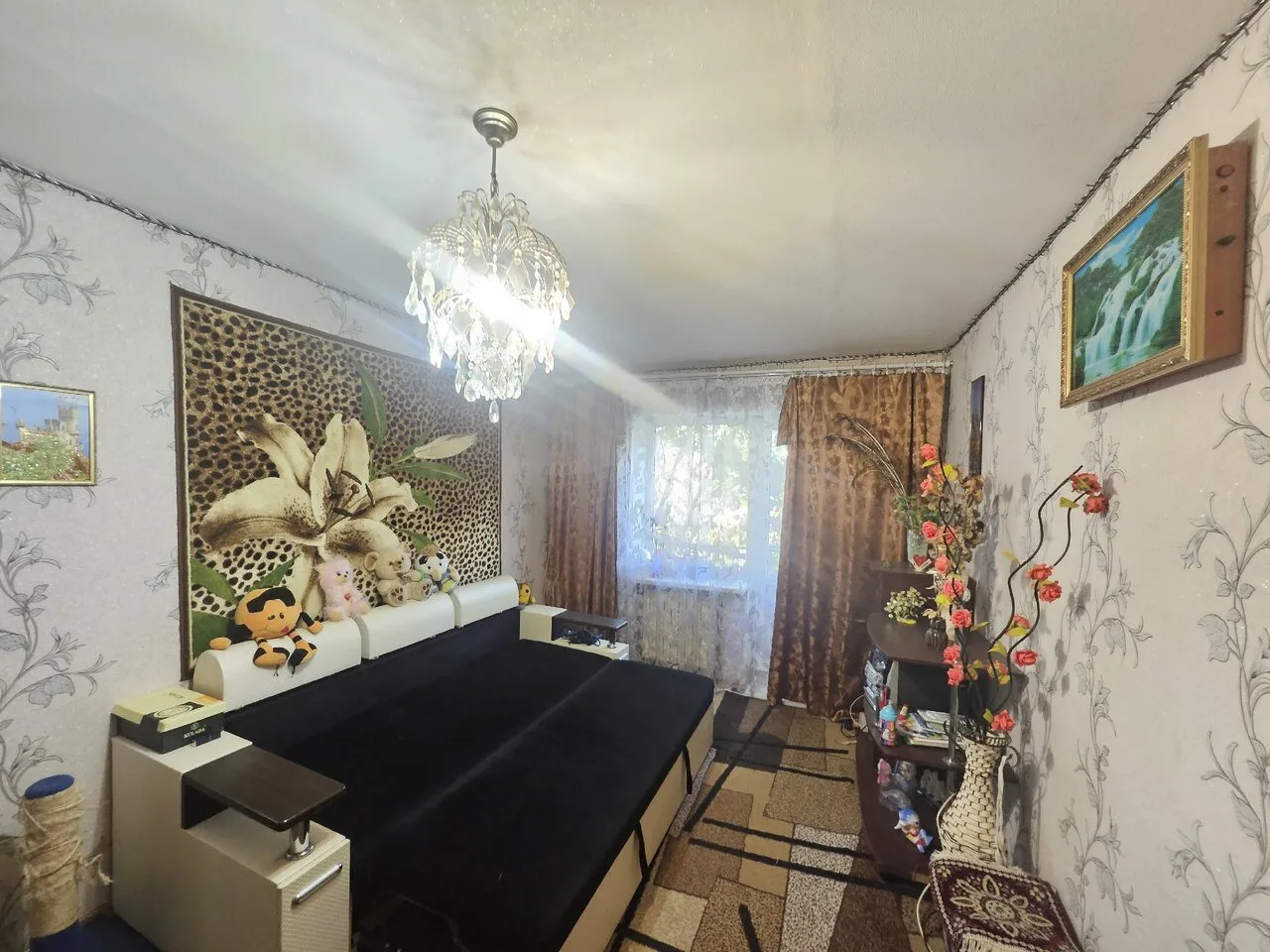 Продам 2-к квартиру 45 кв. м, 4/4 эт., центр Горловки, 2 700 000 руб.