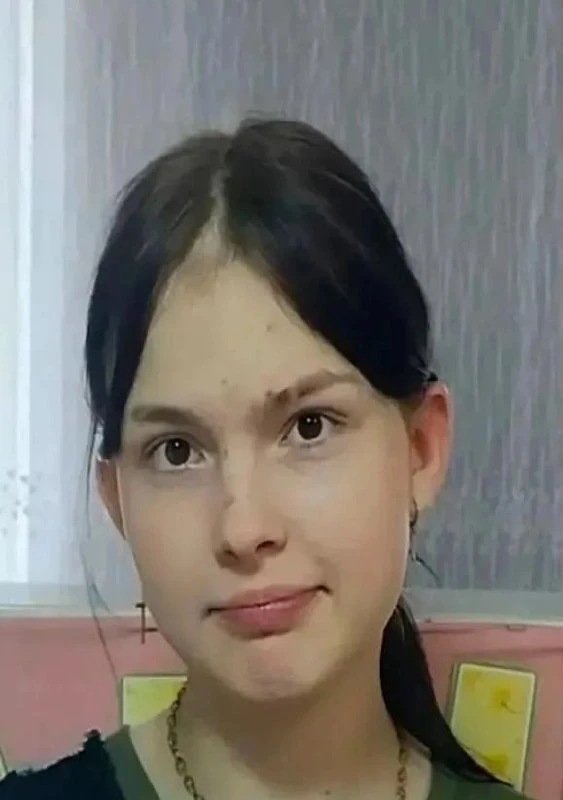 🛑 Девочка-подросток пропала в Шилке, её ищут уже сутки

14-летняя Мария Колобова вчера ушла из соци