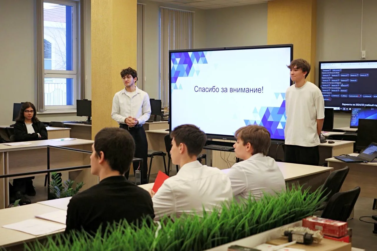 🎓 Будущие инженеры на предзащите проектов  Разработка проектов в инженерном классе — особая деятельн