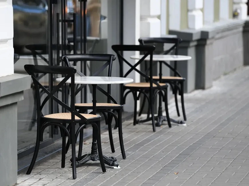 ☕️В Казани продлят бесплатное размещение летних веранд для кафе и ресторанов

Инициативу поддержал м