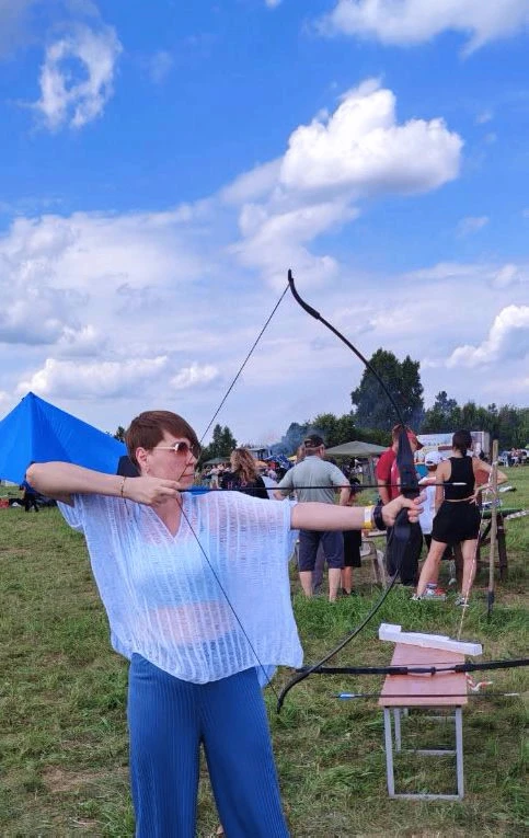 Одно из многих моих увлечений - стрельба из лука. Впервые попробовала этот вид активнос...
