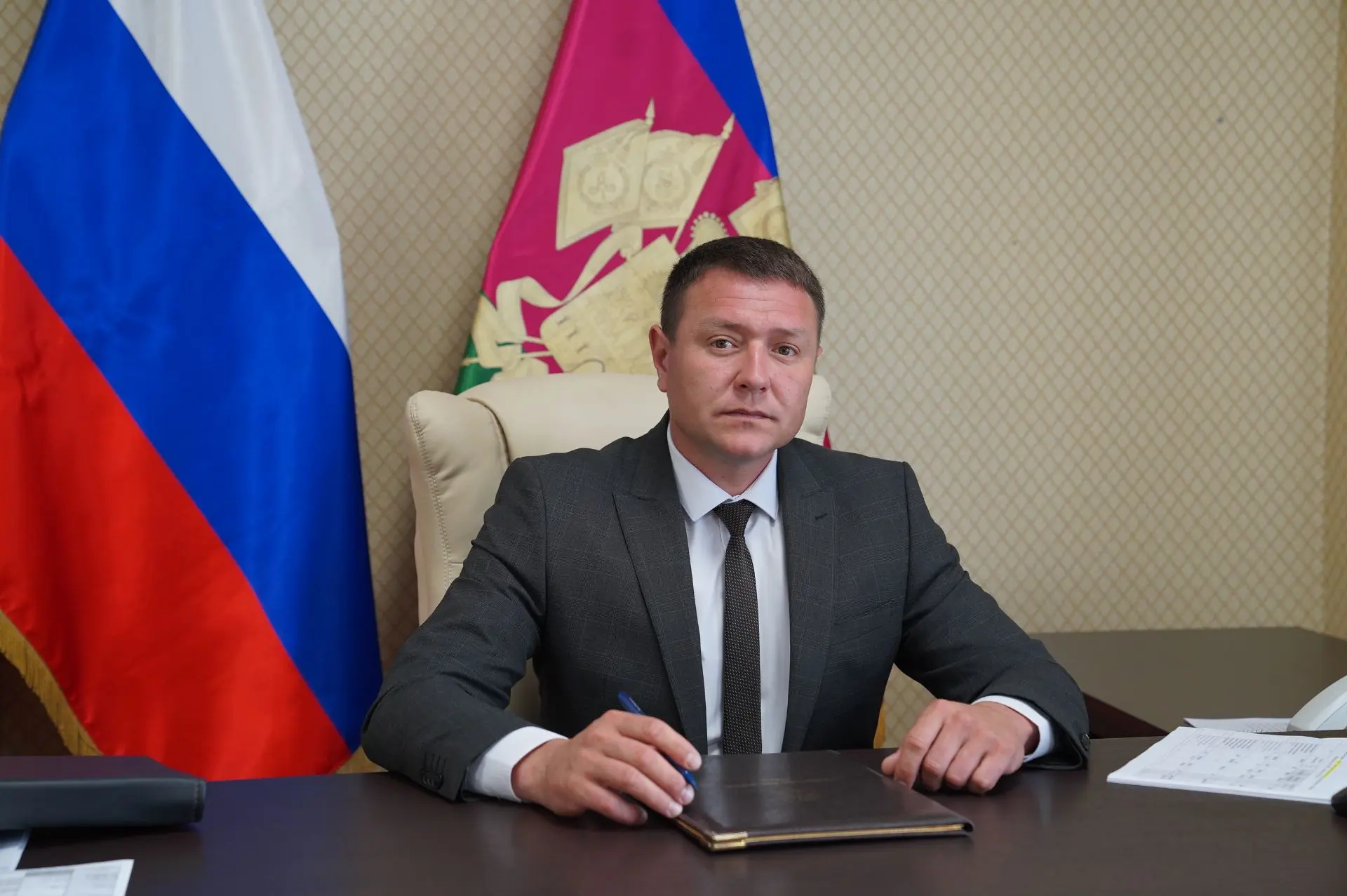 Уважаемый Артём Викторович!