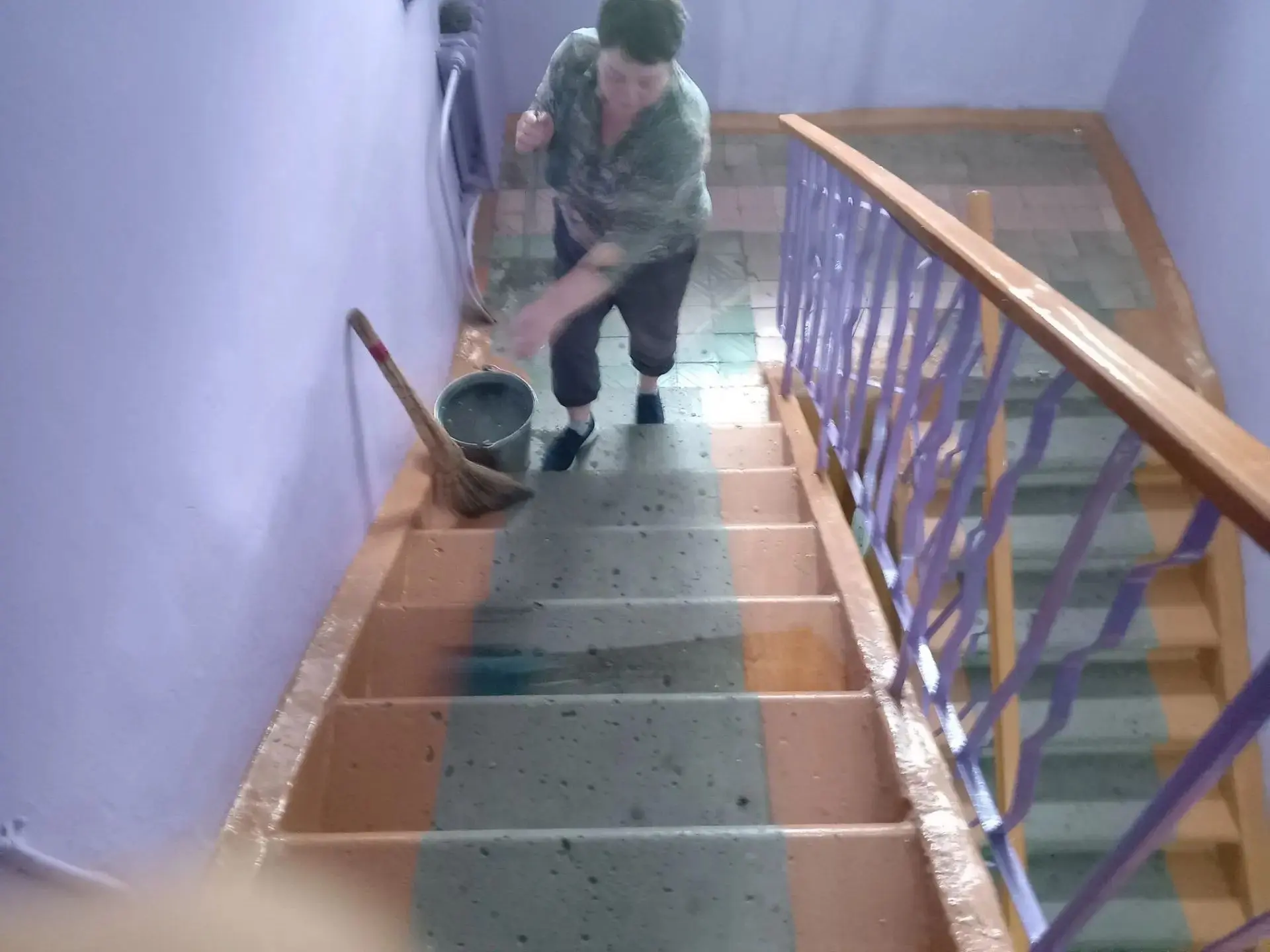 Уборка подъездов ул. К.Маркса,20