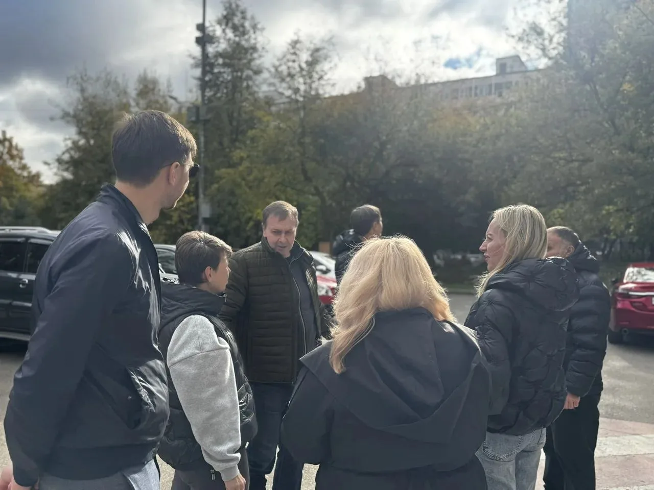 Муниципальные депутаты Карина Нуйкина и Ольга Шмакова присоединились к обходу района